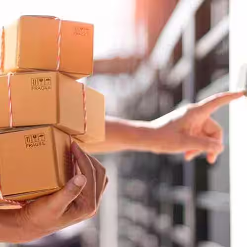 Soluciones de reparto y courier